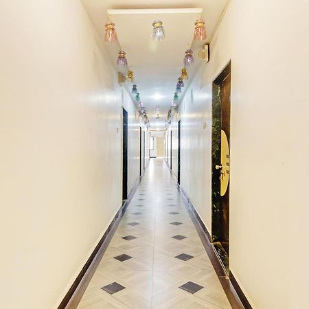 Spot On Harihar Lodging And Yatri Niwas Kolhapur Exterior photo