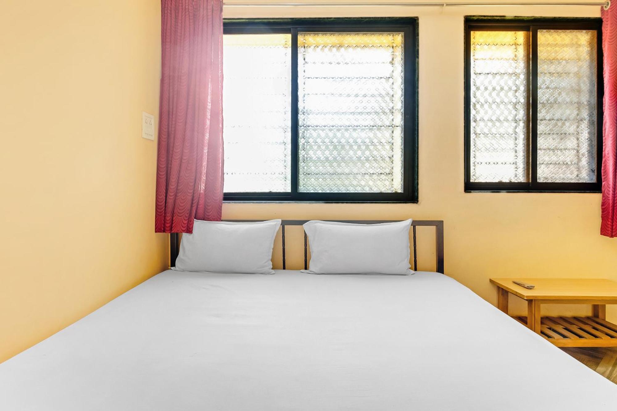 Spot On Harihar Lodging And Yatri Niwas Kolhapur Exterior photo